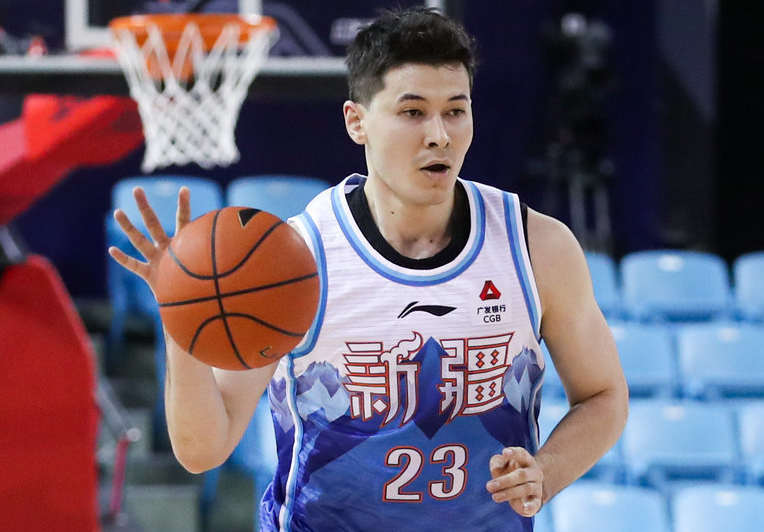 360直播-洋帅首秀!新疆39分狂胜送江苏8连败 阿不都15+5+4庞峥麟15分