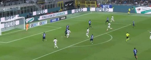 英超直播-【早报】鹬蚌相争，渔翁得利