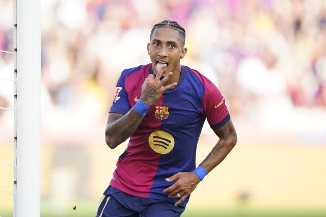 英超直播-【早报】鹬蚌相争，渔翁得利