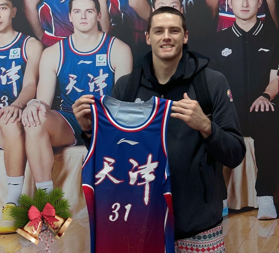 广州vs天津前瞻:广州近5战4胜状态出色,低迷天津难爆冷