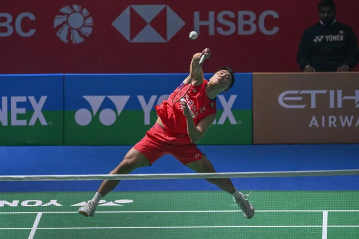 NBA篮球直播-印度公开赛猴子坐看台，因场地掉落鸟粪而中断比赛，世界羽联回应|羽毛球|印度羽毛球协会|协会|羽毛球公开赛|印度羽毛球公开赛_新浪体育_新浪新闻